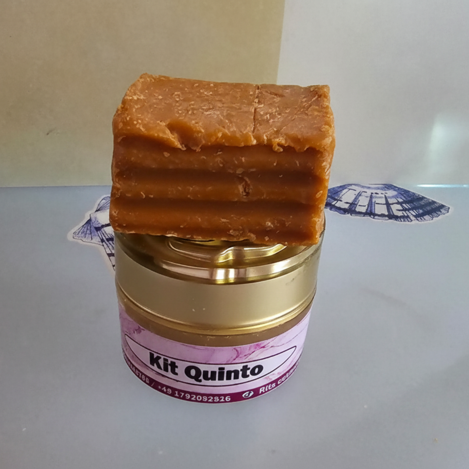 Kit Quinto